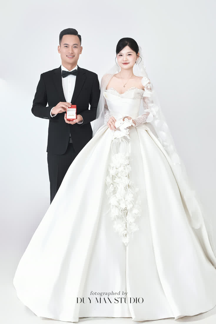 Toàn bộ ảnh còn lại trong bộ Studio — Duy Max Studio