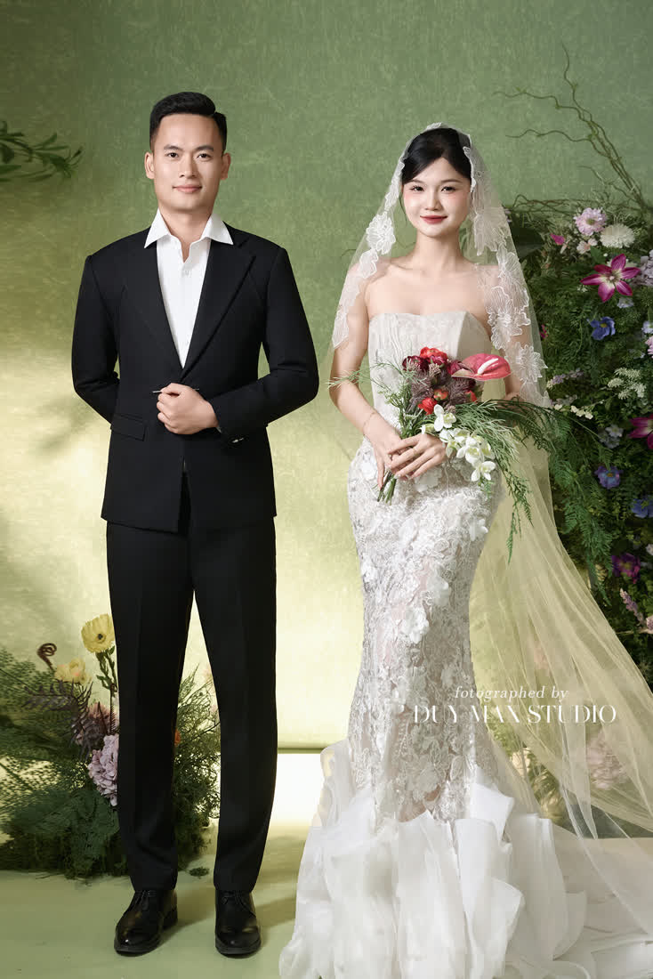 Toàn bộ ảnh còn lại trong bộ Studio — Duy Max Studio