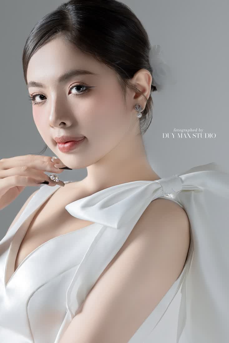 Toàn bộ ảnh còn lại trong bộ Studio — Duy Max Studio