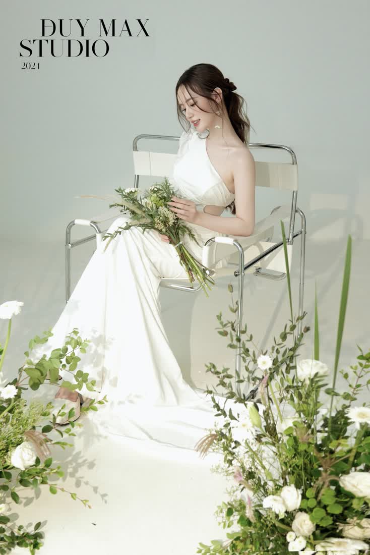 Toàn bộ ảnh còn lại trong bộ Studio — Duy Max Studio