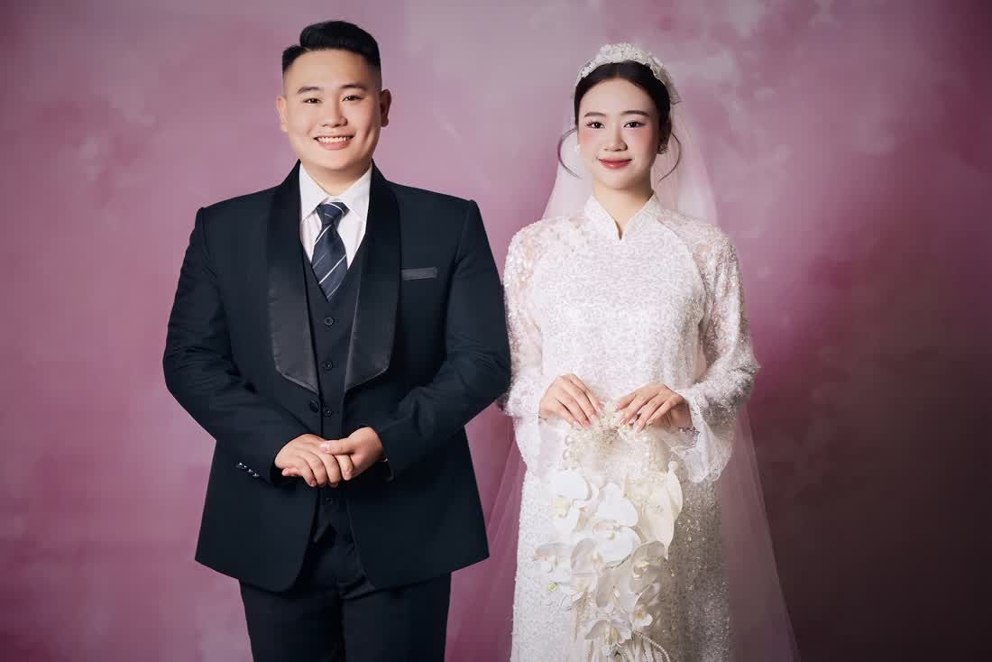 Toàn bộ ảnh còn lại trong bộ Studio — Duy Max Studio