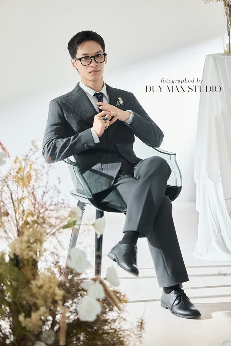Toàn bộ ảnh còn lại trong bộ Studio — Duy Max Studio