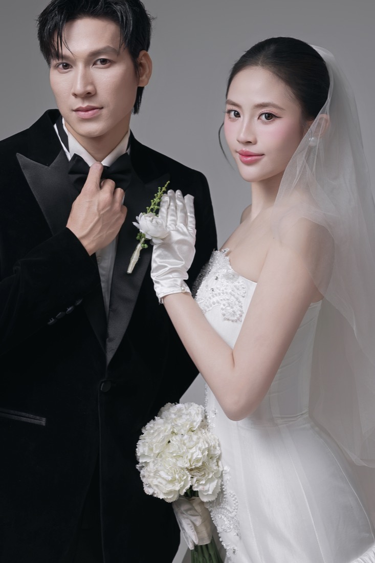 Lễ đường trắng xám — Duy Max Studio
