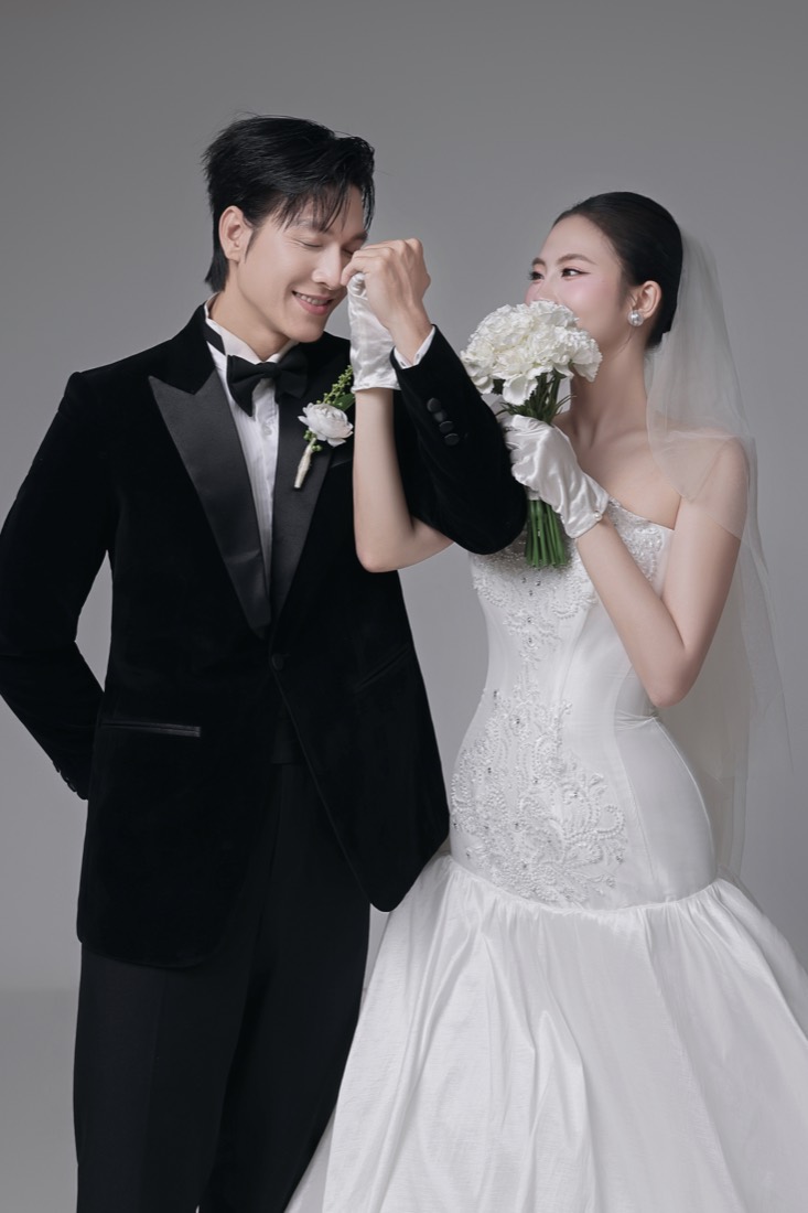 Lễ đường trắng xám — Duy Max Studio