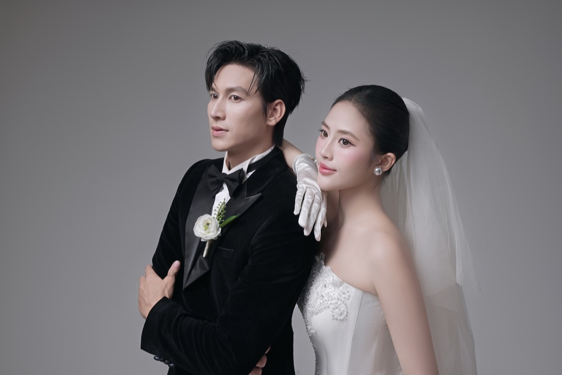 Lễ đường trắng xám — Duy Max Studio