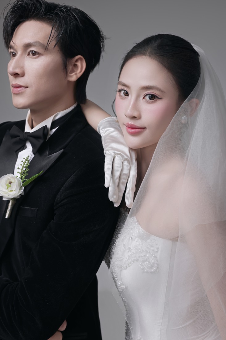Lễ đường trắng xám — Duy Max Studio