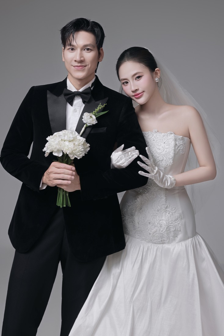 Lễ đường trắng xám — Duy Max Studio