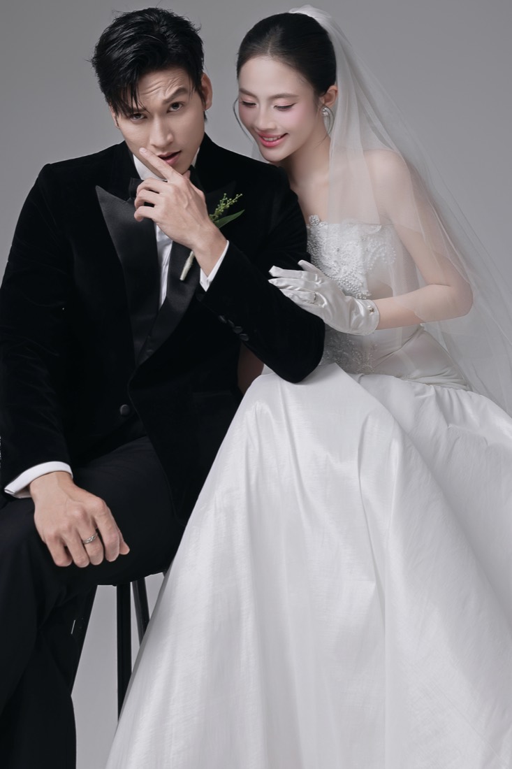 Lễ đường trắng xám — Duy Max Studio