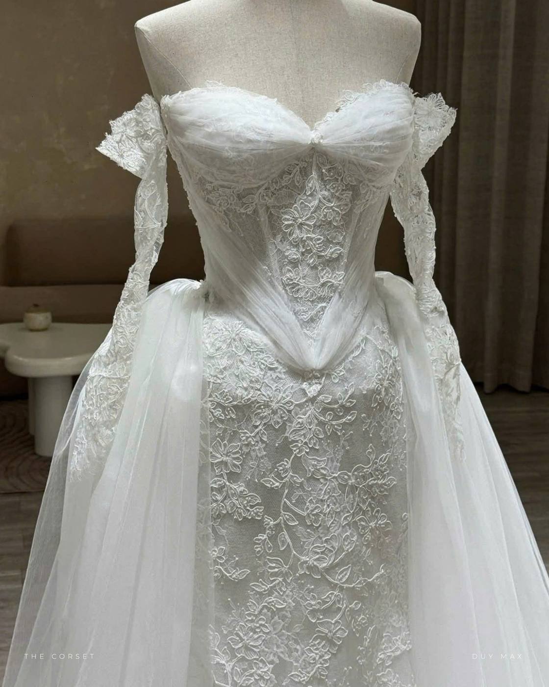 Lace Reverie — ren corset trễ vai — Duy Max Studio, trang 2