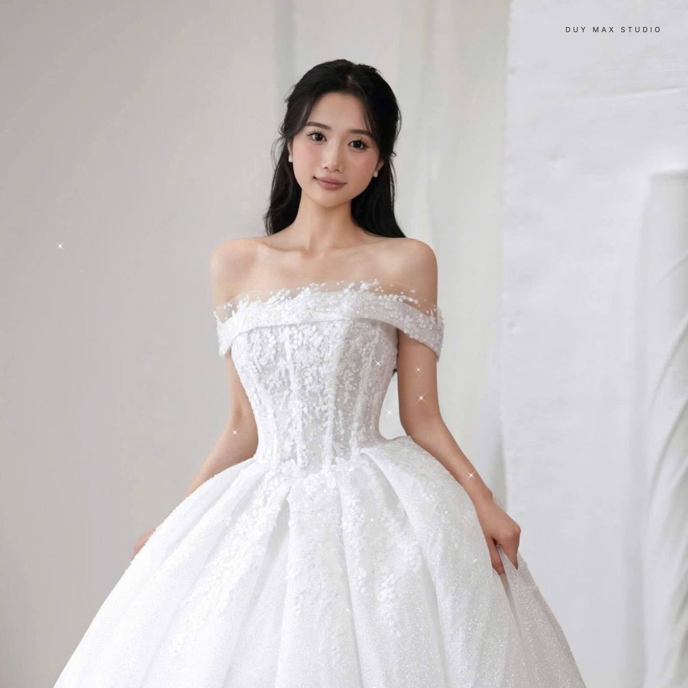 Stardust — trễ vai xoè bồng — Duy Max Studio, trang 4